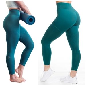 P'tula • The Lindsay Double Take Legging • SZ L